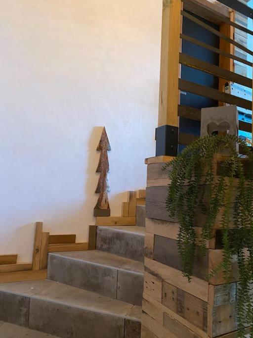Als As De Coeur La Maison Aux Mille Et Un Coeurs Neuve-Eglise Kültér fotó